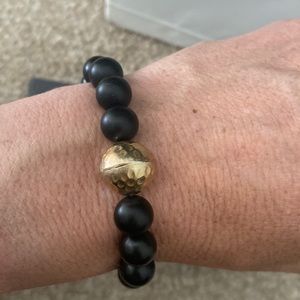 Black and gold beaded bracelet